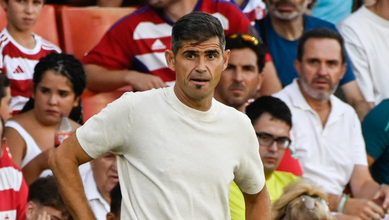 Antonio Hidalgo recuerda el objetivo del Huesca: "Tenemos cuarenta puntos y es una gran clasificación a estas alturas"