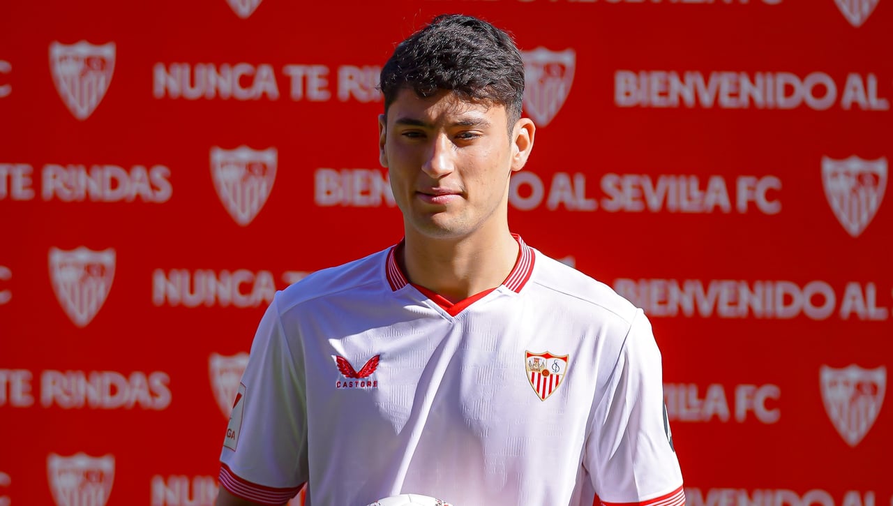 El motivo por el que Véliz no entrenó con el Sevilla este miércoles