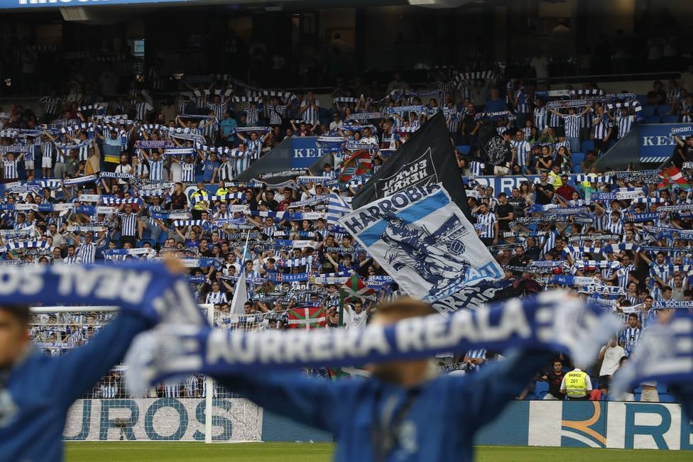 Denunciados por cantar "Puta España, puta selección"