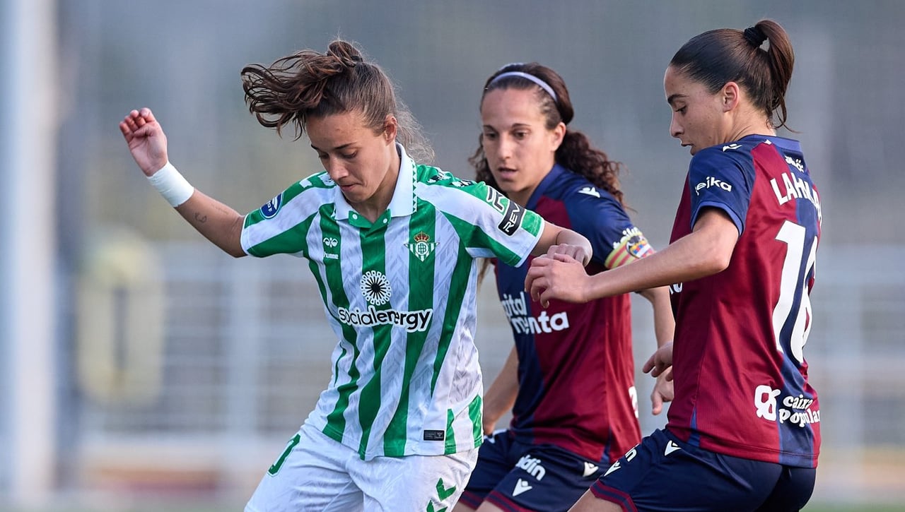1-2: El Betis Féminas despierta donde y cuando debe