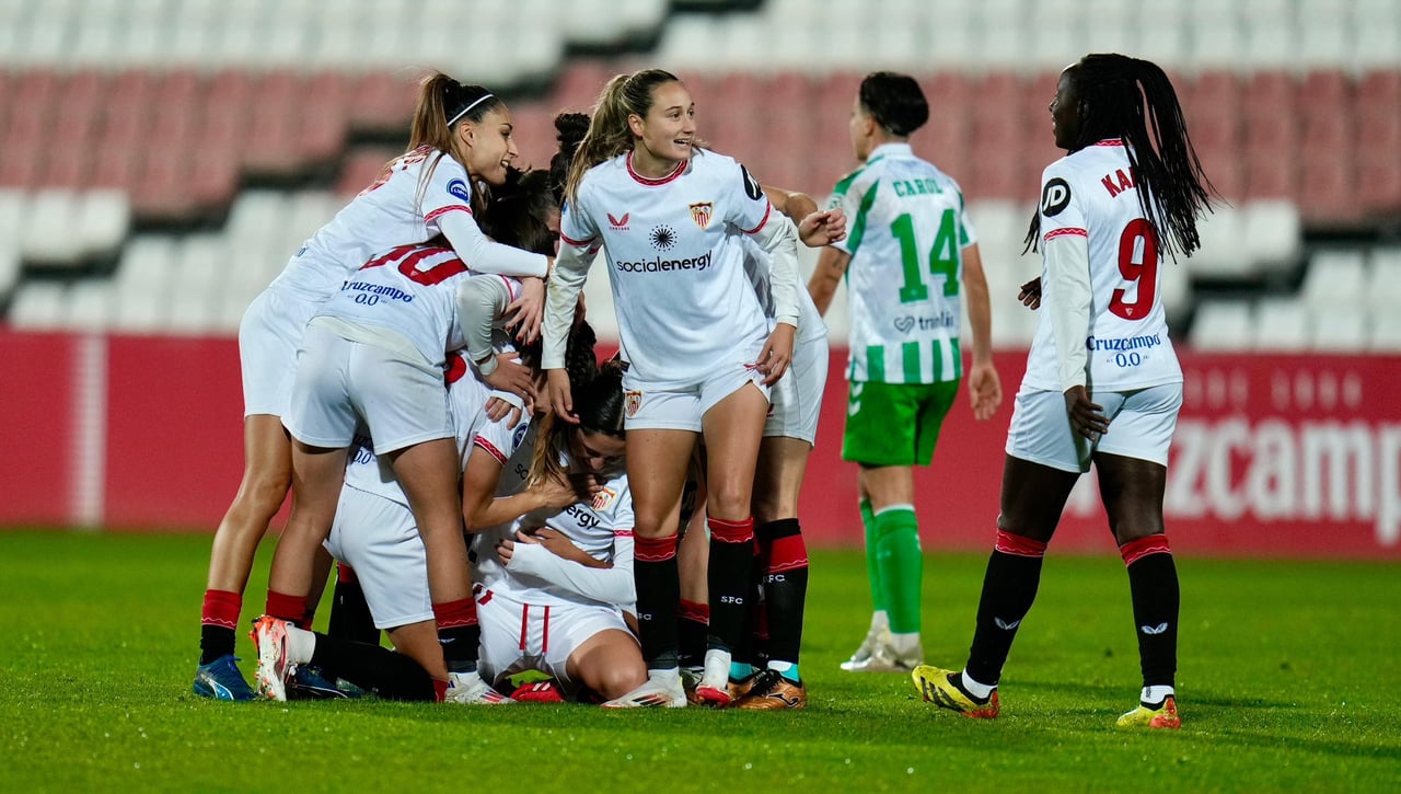 Sevilla 2-0 Betis: El derbi femenino se queda en casa por astucia, pegada y calidad