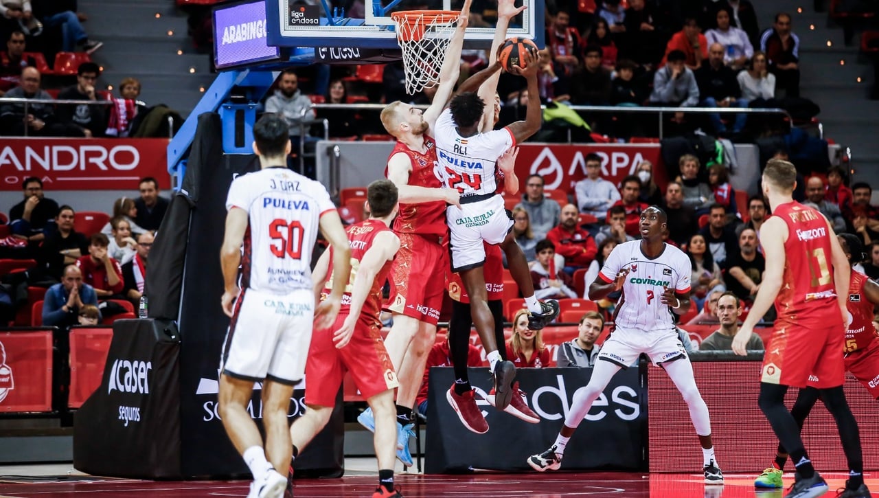 73-57: las lesiones lastran al Covirán Granada ante un rival directo