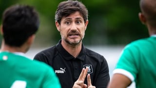 Víctor Sánchez del Amo le muestra el camino al Betis