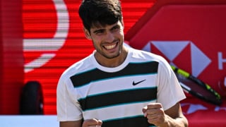 Carlos Alcaraz hace teatro en Queen's