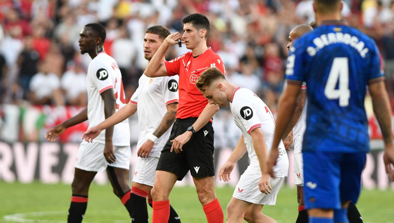 Busquets Ferrer: un árbitro talismán, pese al pésimo recuerdo reciente, contra un Rayo idóneo para despertar