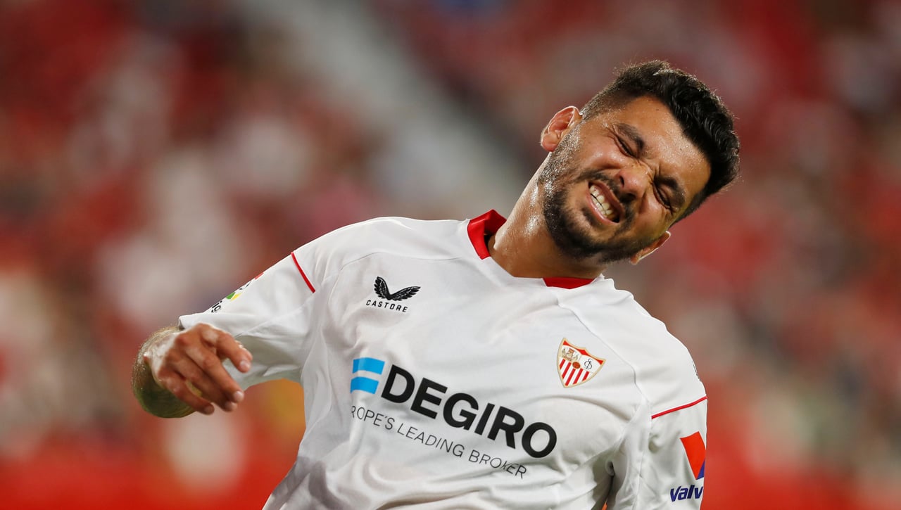 Desvelan el motivo de la ausencia del Tecatito en el entreno del Sevilla 
