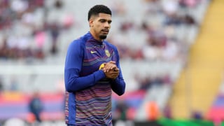 Tres ‘novias’ para Araujo