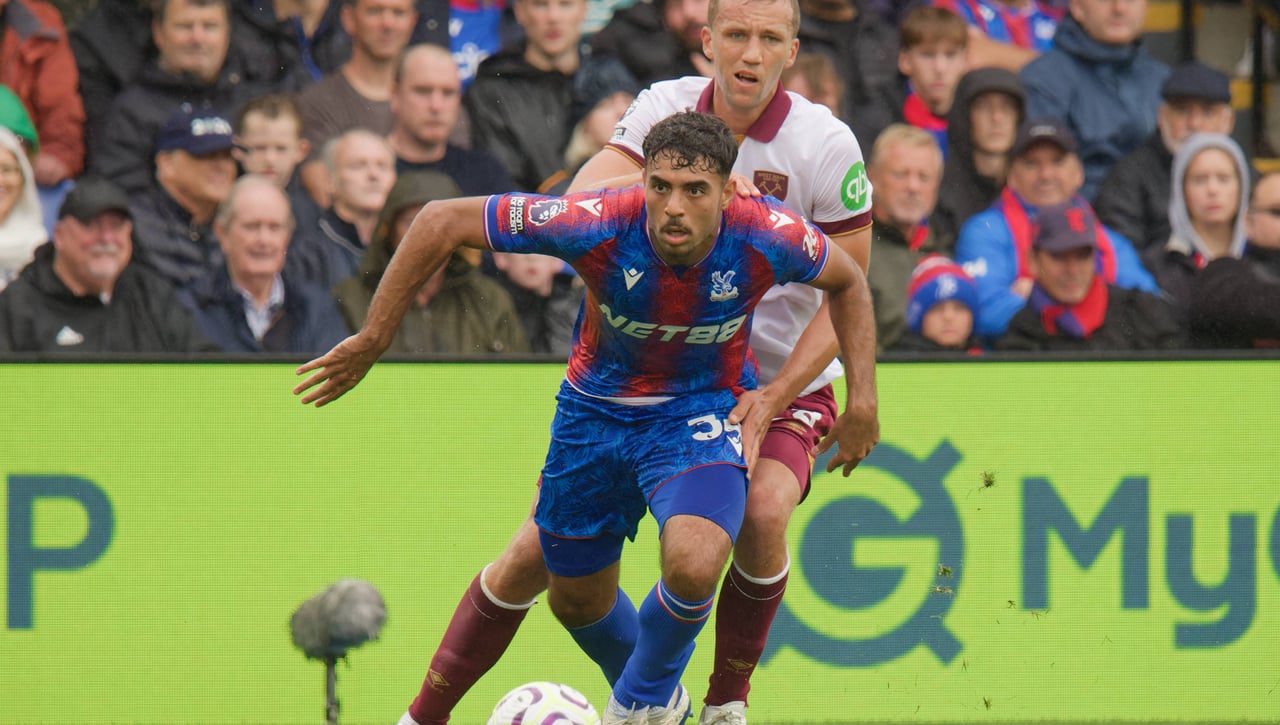 El Betis celebra el 'regreso' de Chadi Riad