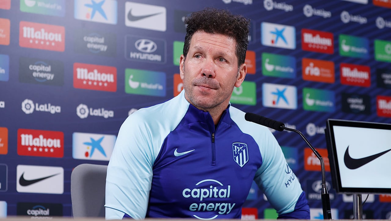 El 'mea culpa' de Simeone y la ignorancia al fichaje de Borja Iglesias