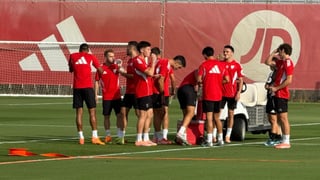 El penúltimo entrenamiento del Sevilla FC ofrece pistas sobre el once de Almeyda ante el Mallorca