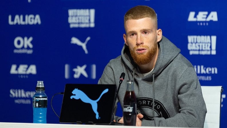 El Alavés desvela el futuro de otros dos jugadores tras la llegada de Carlos Vicente