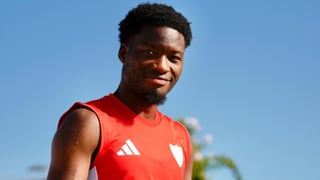 Juanlu y Agoumé, novedades en la sesión del Sevilla