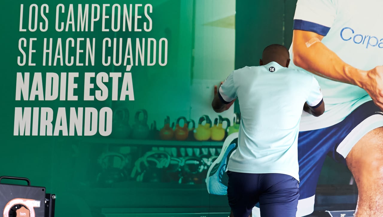 'Caso Luiz Henrique', goteo de inscritos, seis bajas... la corta lista del Betis ante el Atlético 