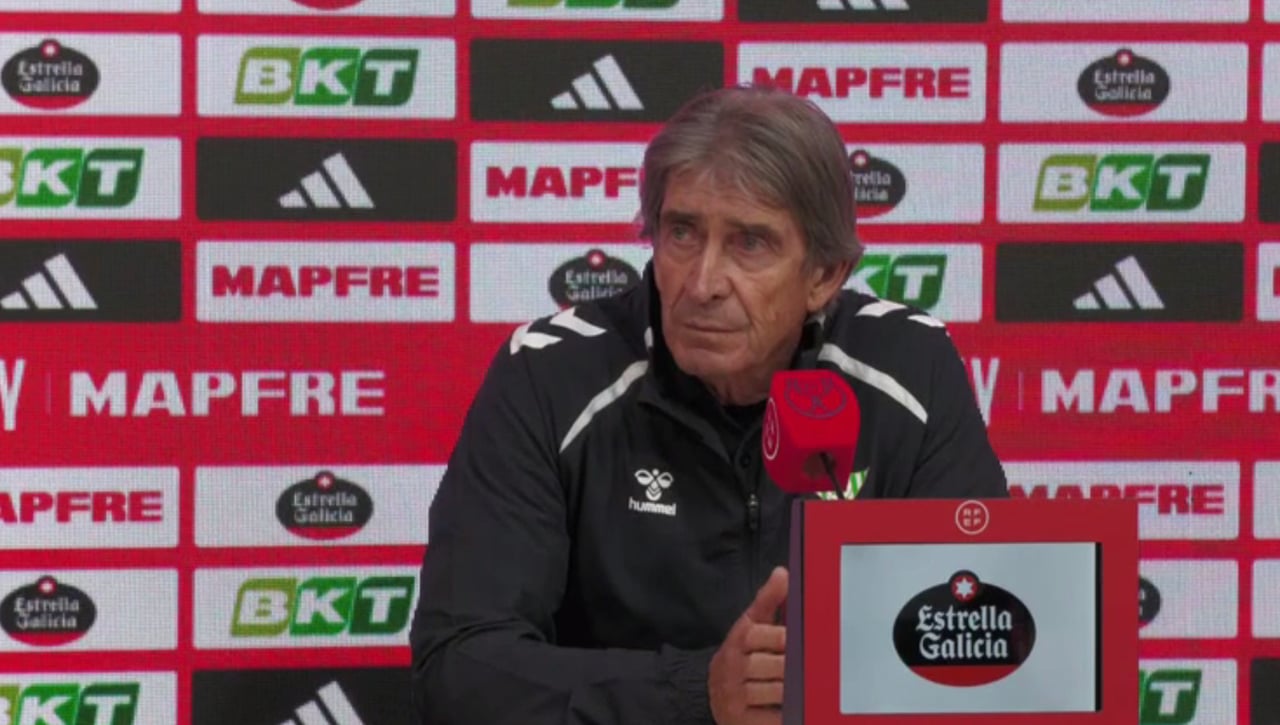 Pellegrini hace balance y no se conforma: "Estamos rindiendo en las tres competiciones, pero queremos recortar con los de arriba en LaLiga"