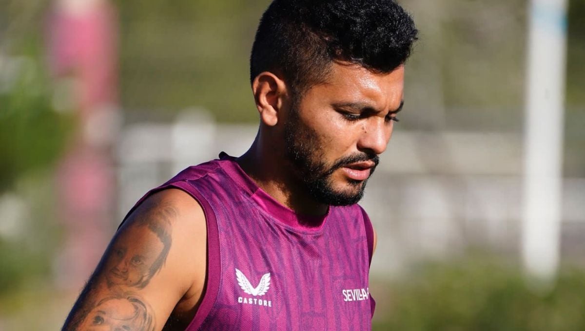 Tecatito habla de su futuro y la afición da su veredicto