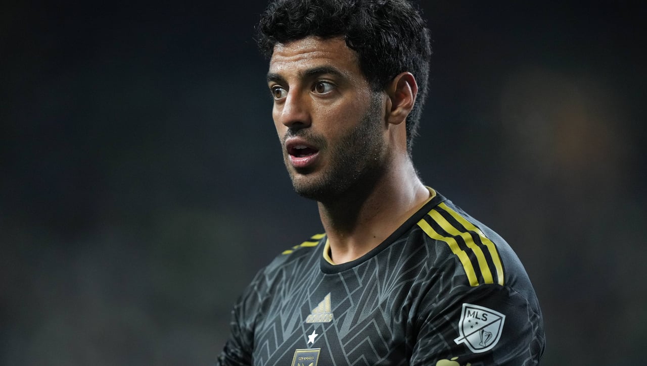 Carlos Vela cuelga las botas