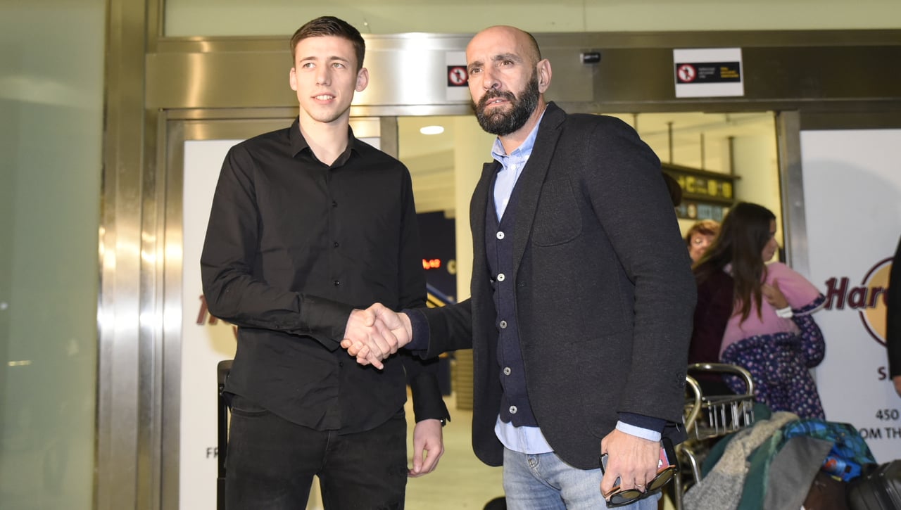 Ni al Sevilla ni al Betis, la puja al final se la lleva Monchi 