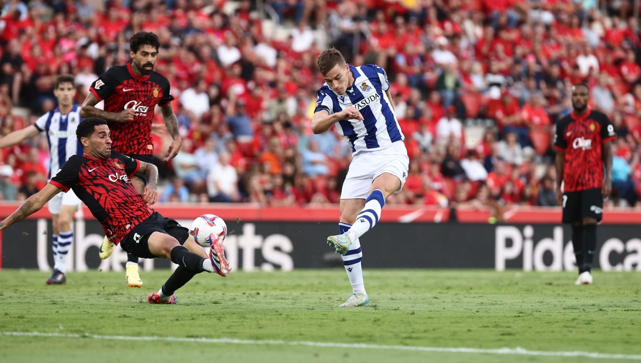 Sucic, sin Zubimendi, deja de brillar en Europa y vuelve a la Real Sociedad