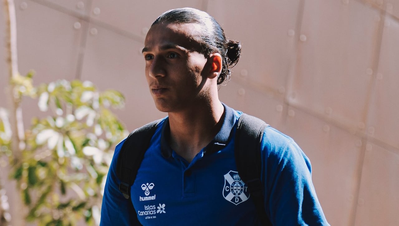 Giro en el Betis con Yanis Senhadji: un viejo 'amigo' llama a su puerta