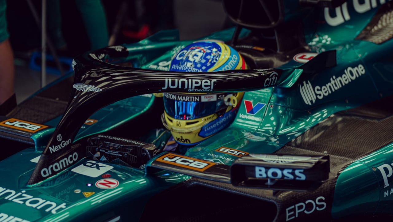 La FIA admite su error y Aston Martin 'suma' seis puntos