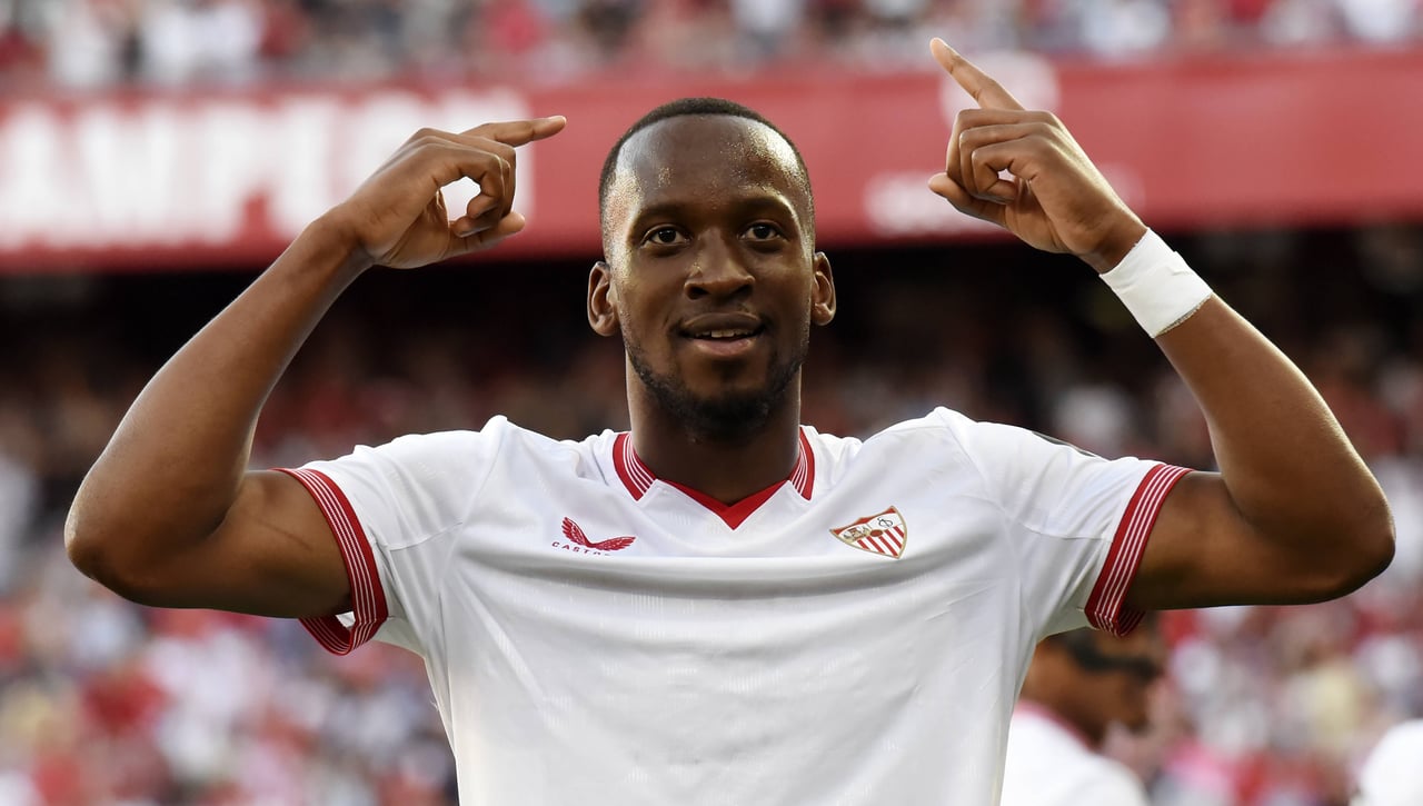 Lukebakio rompe su silencio y se refugia en la Biblia para obrar un milagro en su recuperación