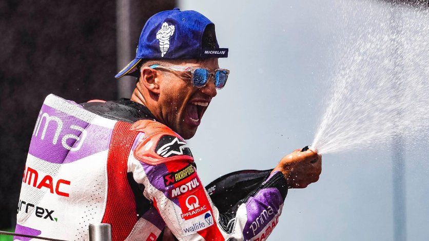 ¡Jorge Martín vence y hay Mundial de MotoGP!