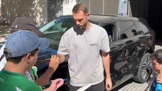 Preocupante imagen de Pau Lopez a la salida del entrenamiento del Betis