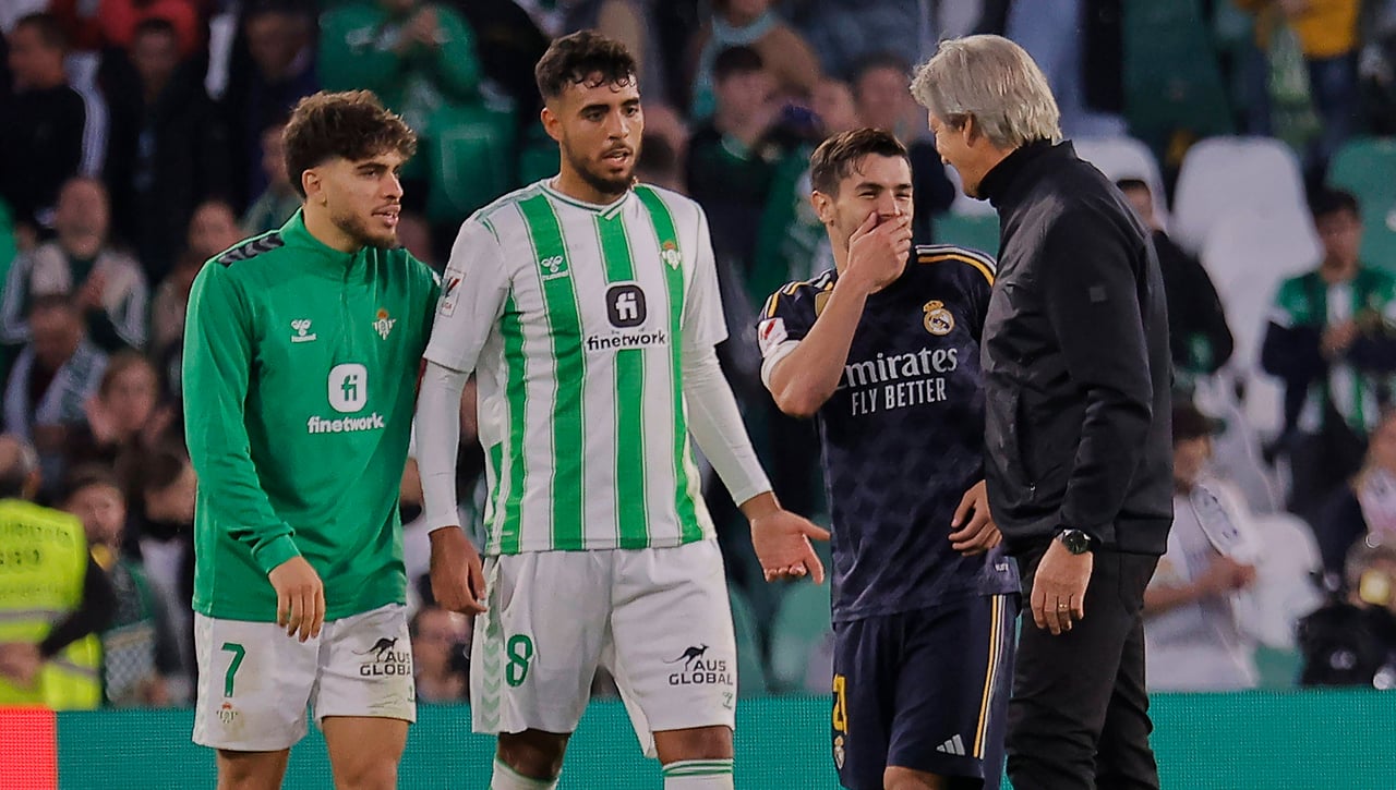 Senegal se quiere llevar a Sabaly y Pellegrini reza por Chadi Riad