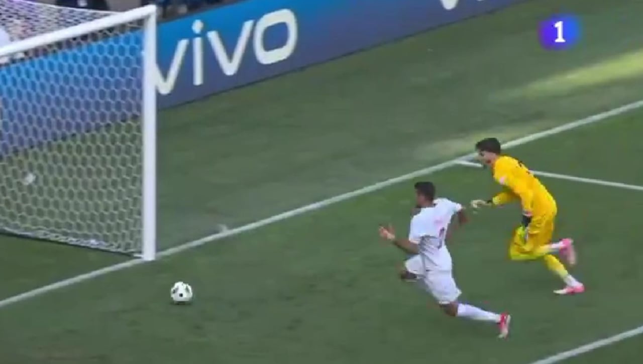 El ridículo gol en el Turquía - Portugal de la Eurocopa