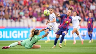 Tarjetas por doquier y dos rojas en los banquillos: así fue el Clásico femenino entre el Barcelona y el Real Madrid