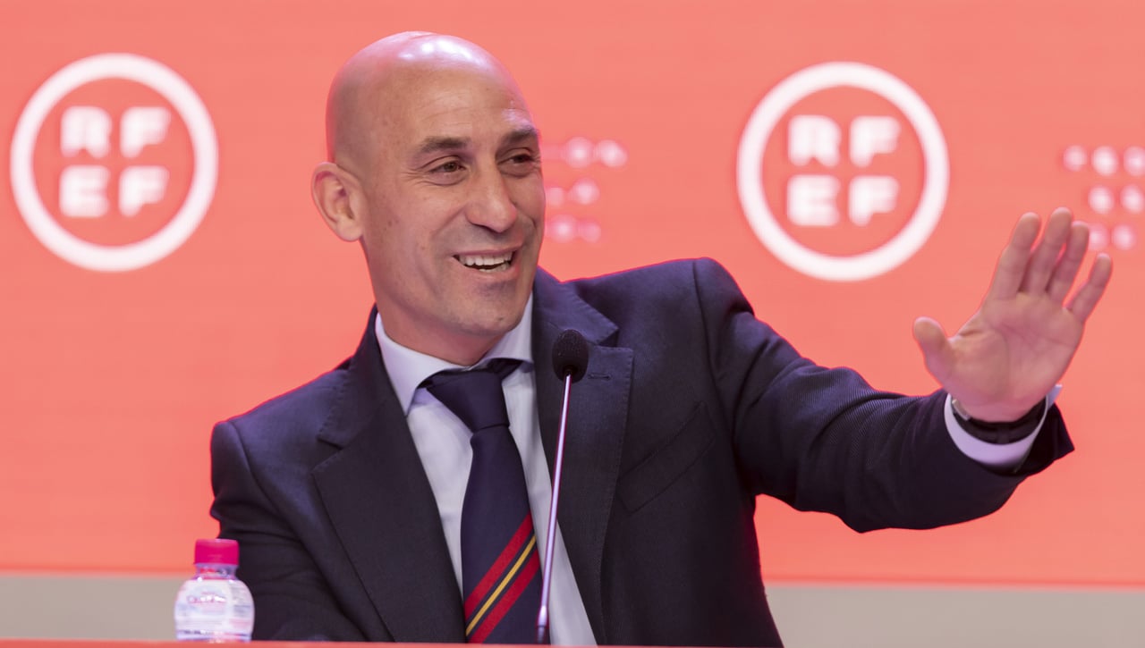 El último y nuevo episodio en la crisis de los WhatsApp de Luis Rubiales contra Sevilla, Valencia y Villarreal