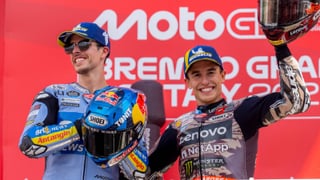 La macarra estrategia de los hermanos Márquez contra Rossi
