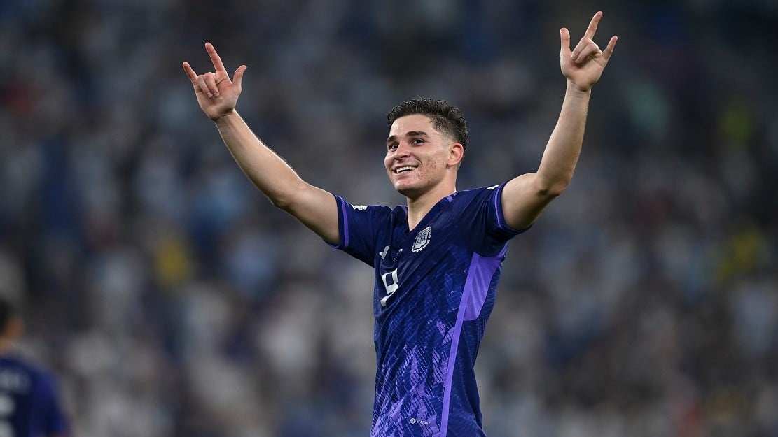 Julián Álvarez dijo 'sí' al Barcelona