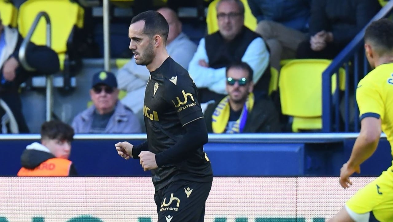 ¿Juanmi puede jugar el Cádiz - Betis? ¿Hay cláusula del miedo?