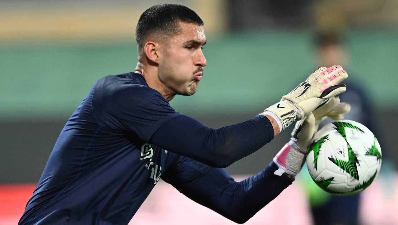 Las ofertas que maneja Fran Vieites, el portero libre más buscado