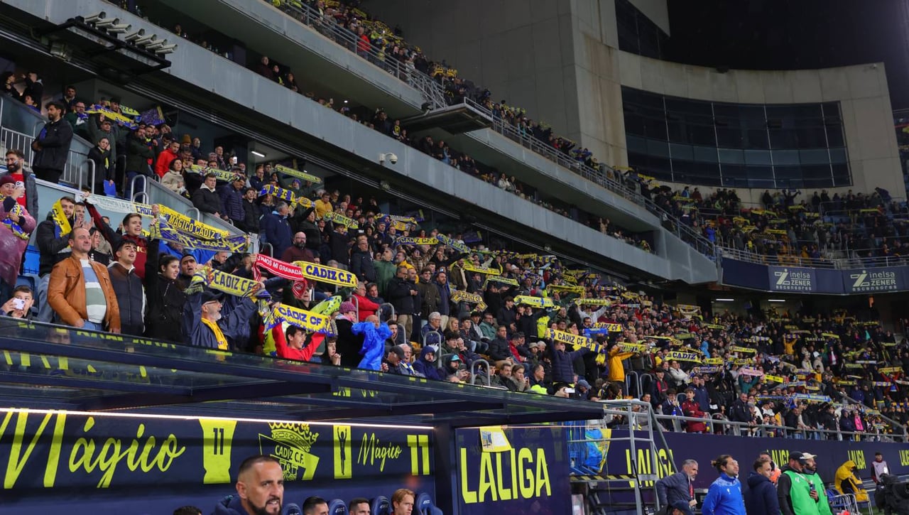 Alerta de fraude en el Cádiz por la visita del Barcelona