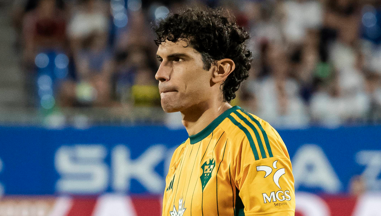El Albacete confirma el drama con Jesús Vallejo