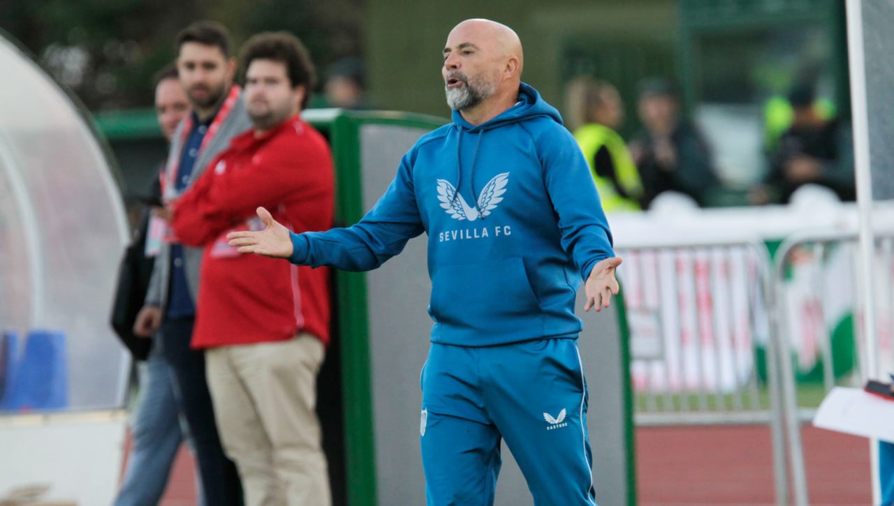 Sampaoli defiende su estilo, asume riesgos en una semana clave para el Sevilla y elogia al Alavés 