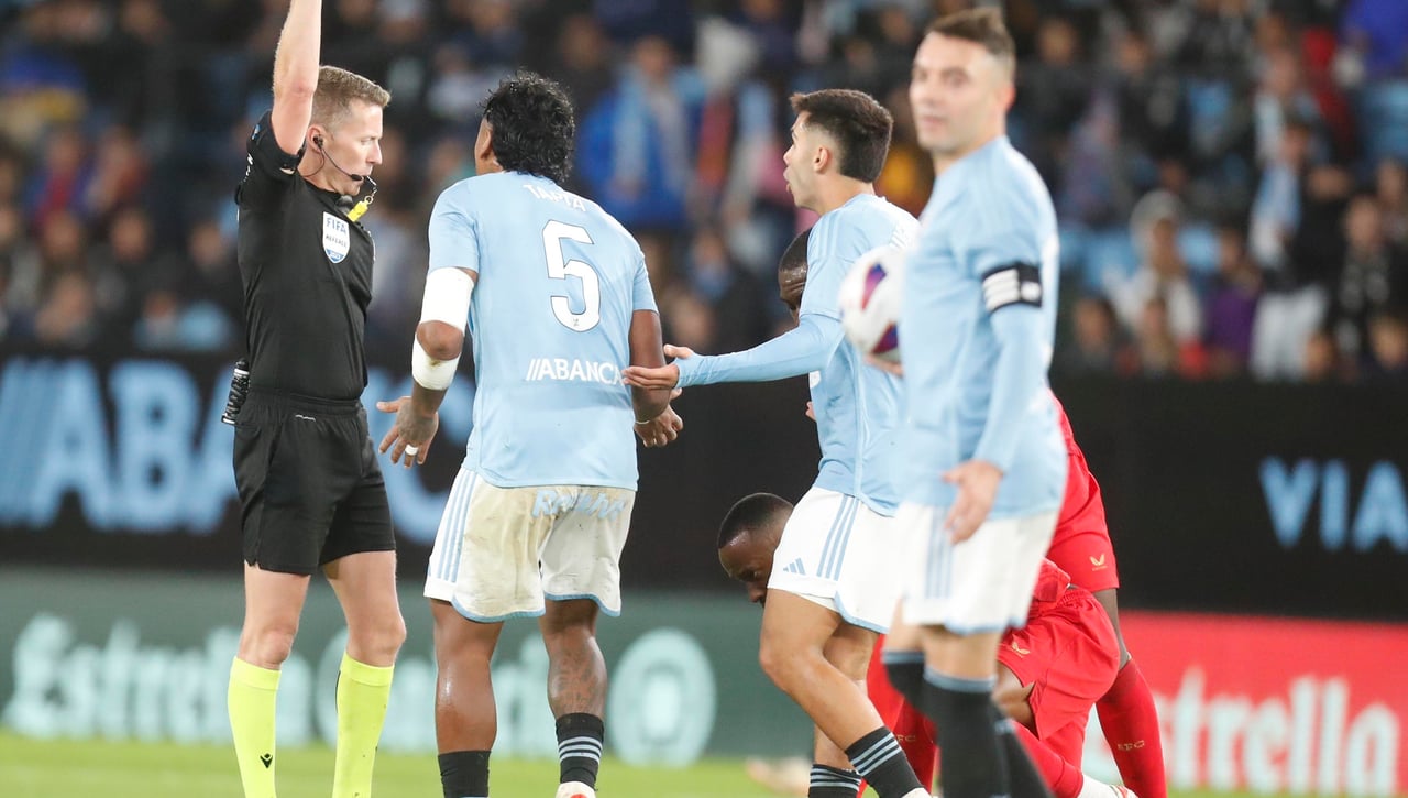 Hernández Hernández defiende su decisión en el polémico penalti del Celta - Sevilla