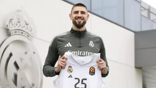 El fichaje de Alex Len, oficial