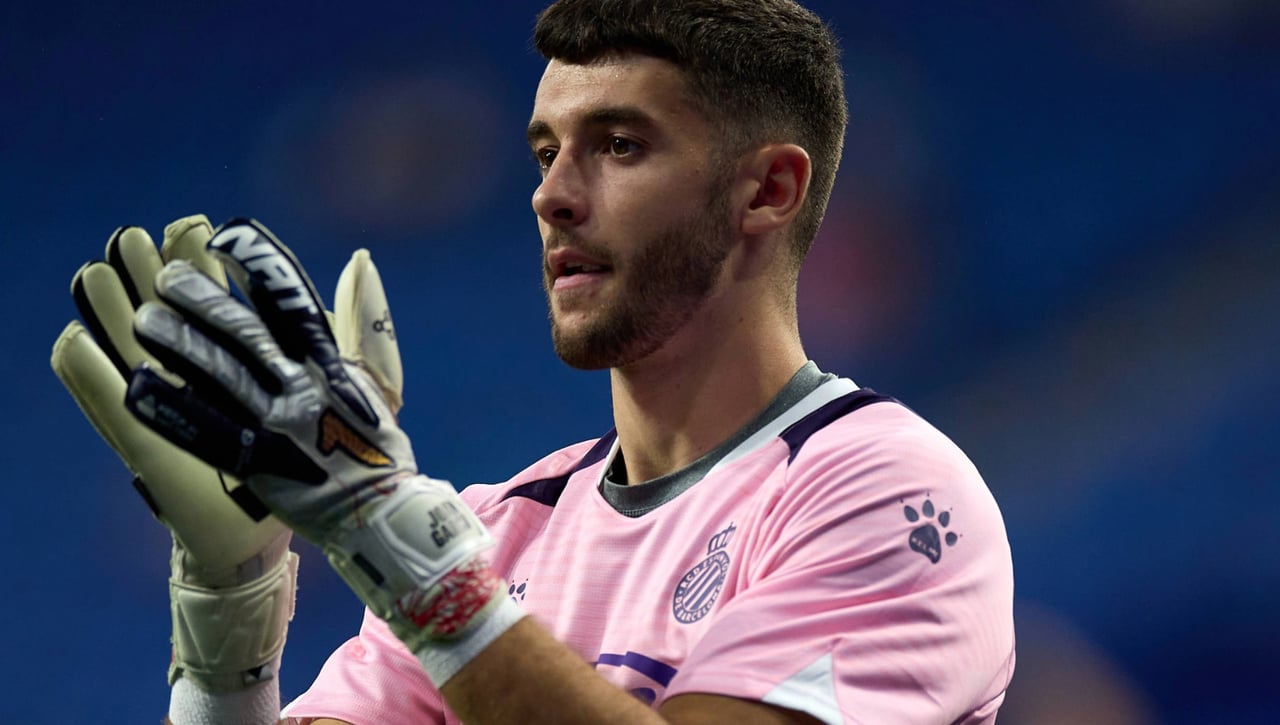 Joan García no se obsesiona con la Selección: "Yo sigo mi camino"