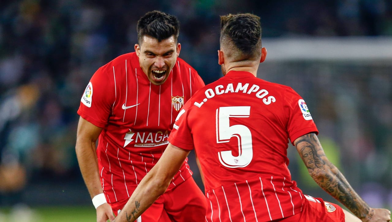 El bonito gesto entre Acuña y Ocampos, muy unidos gracias al Sevilla