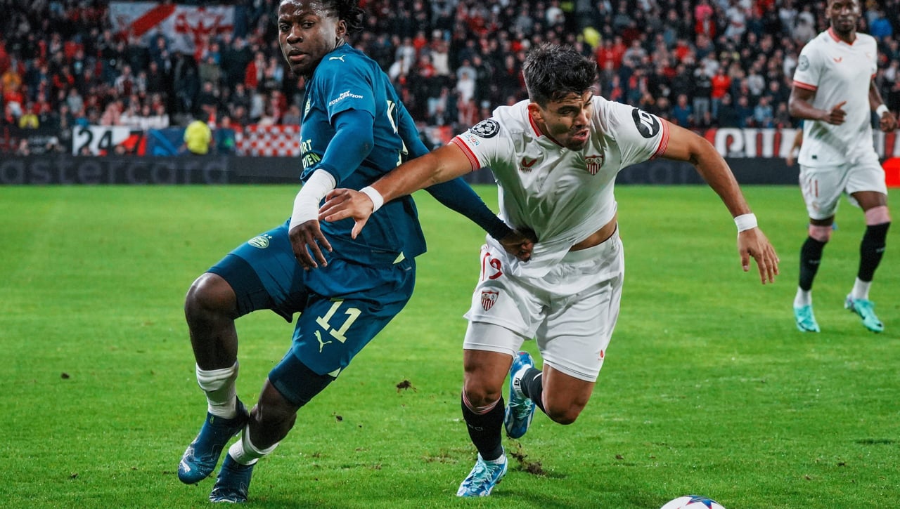 Así puede resolverse la salida de Acuña del Sevilla