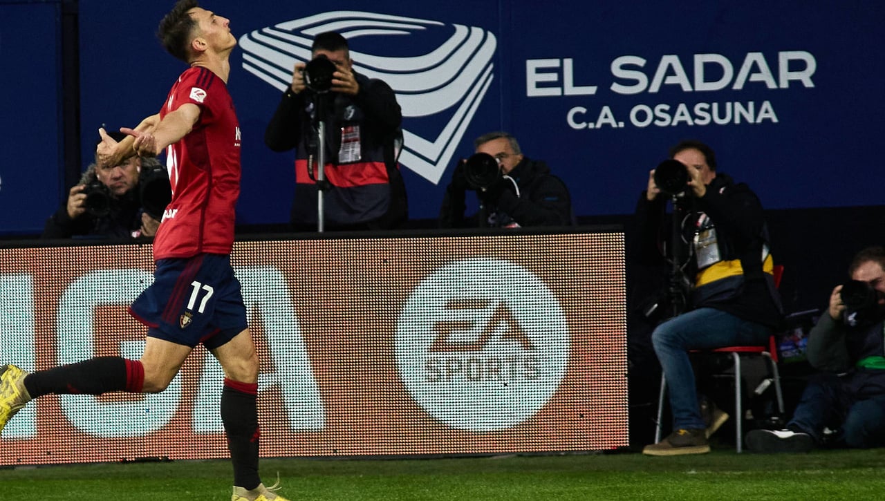 Osasuna 1-0 Almería: Budimir le amarga el Año Nuevo a los indálicos
