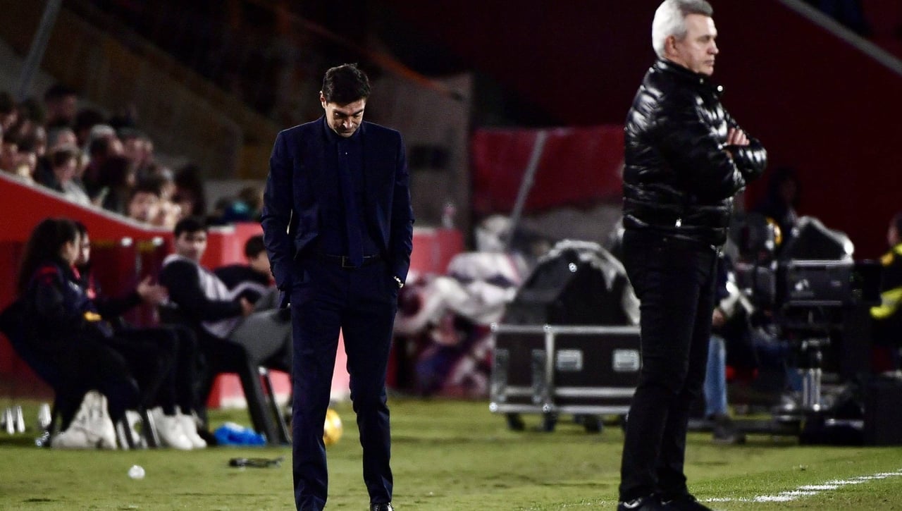 Diego Alonso no se muerde la lengua ante las dos polémicas del Mallorca - Sevilla 