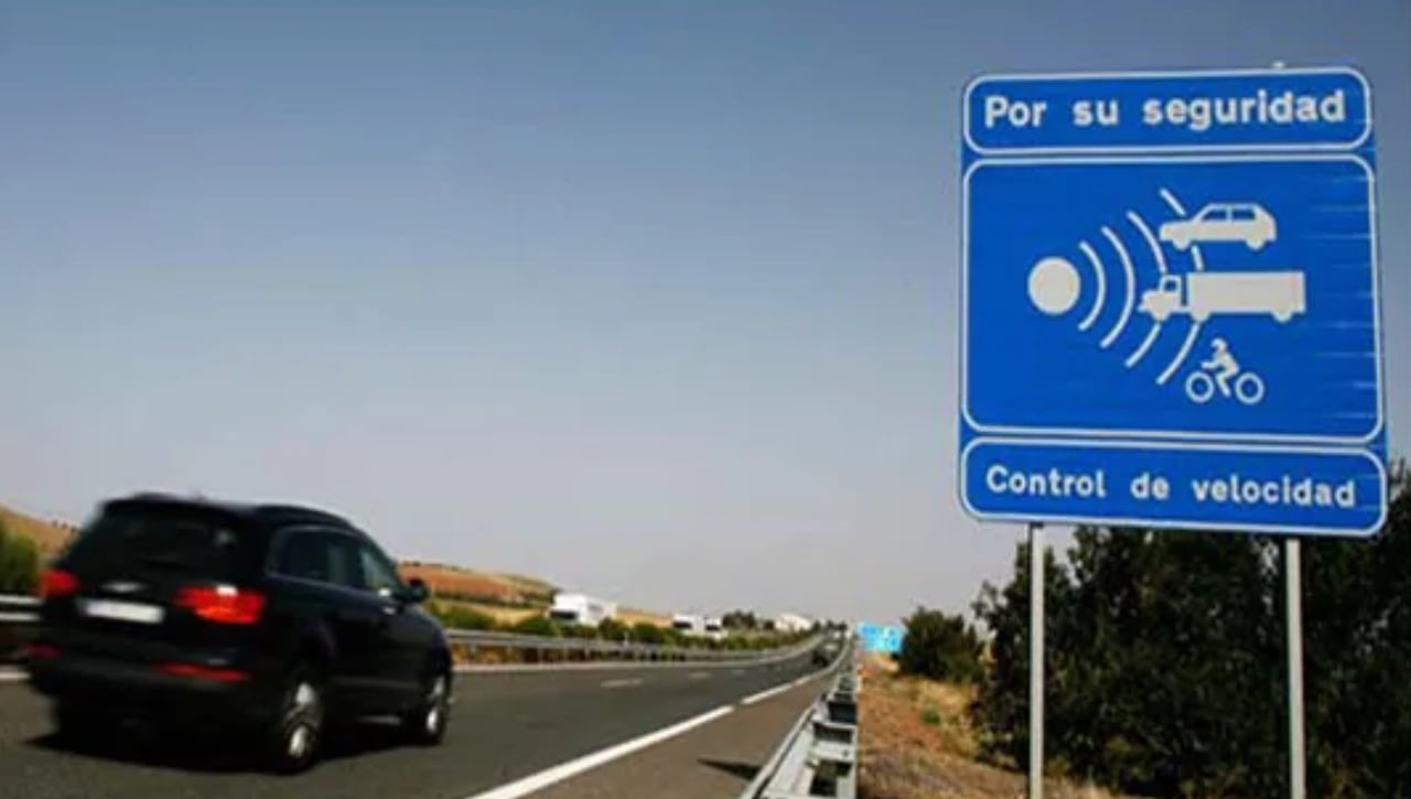 Cuidado si viajas a Cádiz o Málaga: Dos de los radares que más multan están de camino a la playa