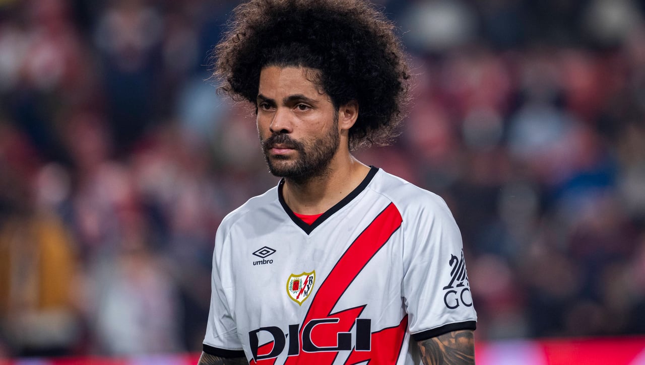 El Almería descarta a Aridane, que sí gusta en Tenerife