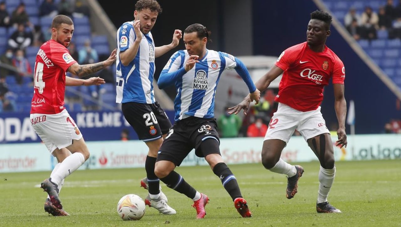 Raúl de Tomás, "hundido y llorando en el sillón de un hotel"