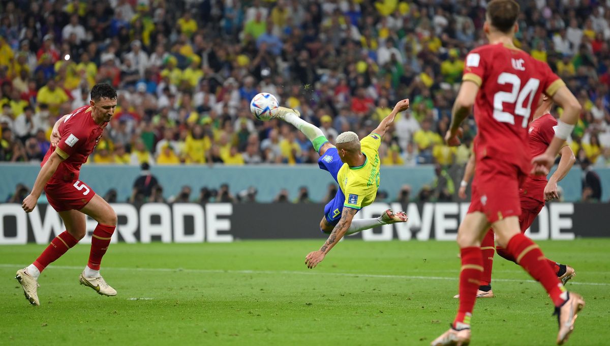 Brasil - Serbia: Magia, contudencia y goles (2-0)