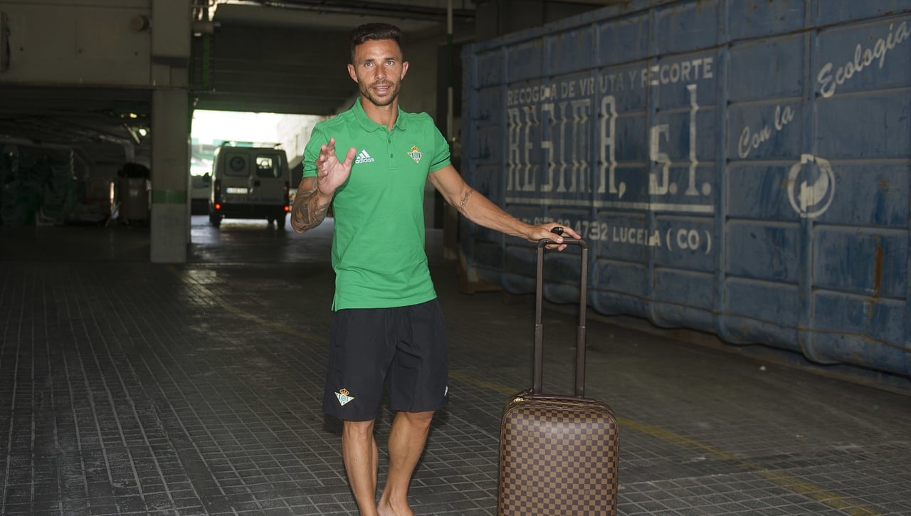 Siguen las conversaciones con Rubén Castro